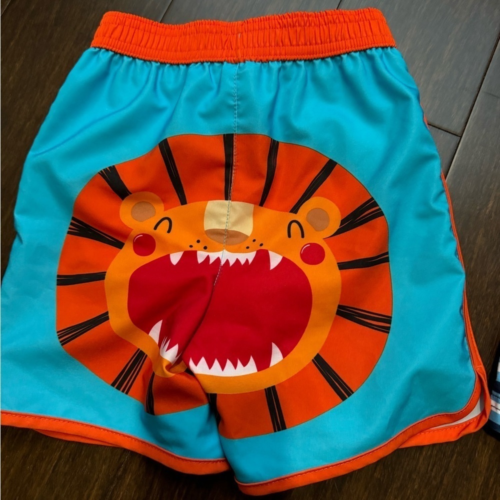 Toddler Swim Suits with Rash Guards - Picture 6 of 8